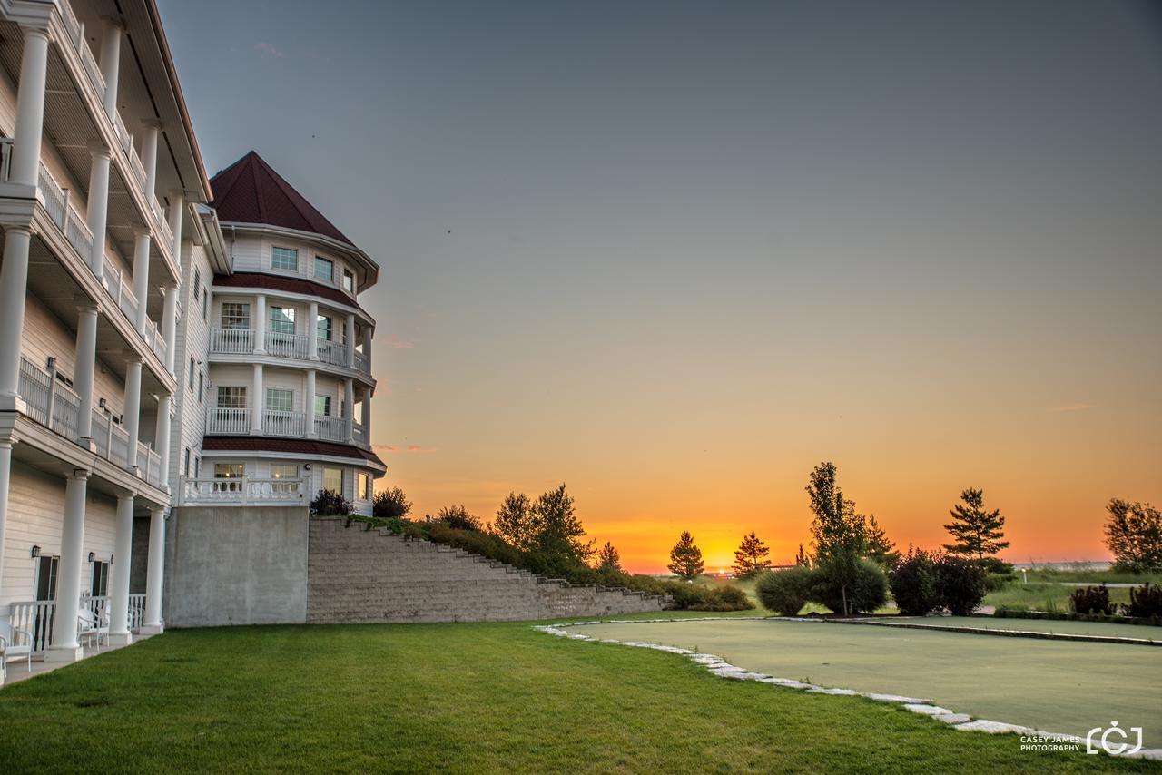 Blue Harbor Resort & Spa Sheboygan Exterior photo